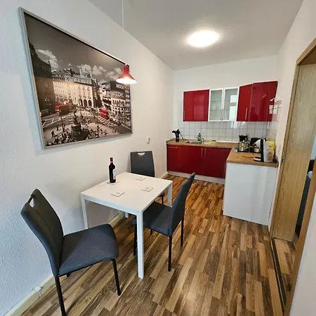 Apartment In Zittauer Stadtzentrum Innenstadt Innenring Lage - Wohnen Auf Zeit In - 1 Raum Zittau